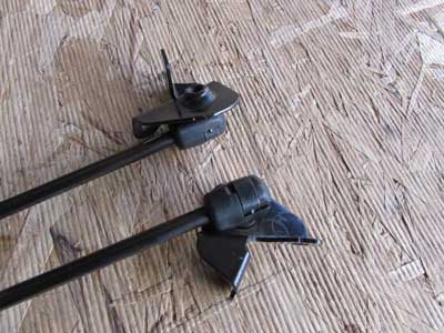 BMW Hood Lifts Gas Springs (Pair) 51237206644 F10 528i 535i 550i2